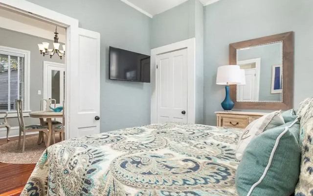 Whitaker By Design by Tybee Vacation Rentals