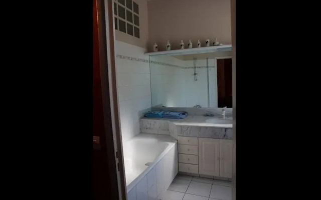 Carcas Hotes Guest House