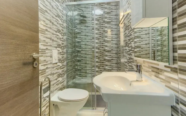 Majestic Kastel Stari Apartment With Terrace