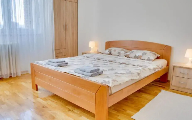 MILICA 65m2, Free parking & Wi-fi