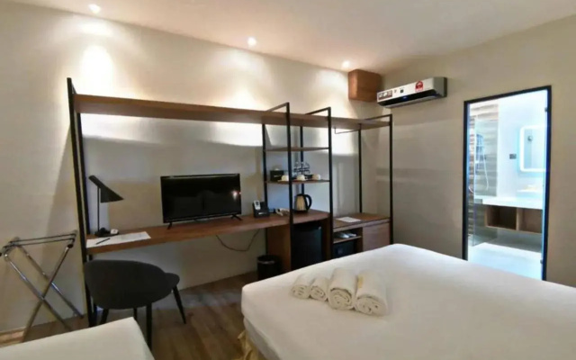 Roxy Hotel Padungan