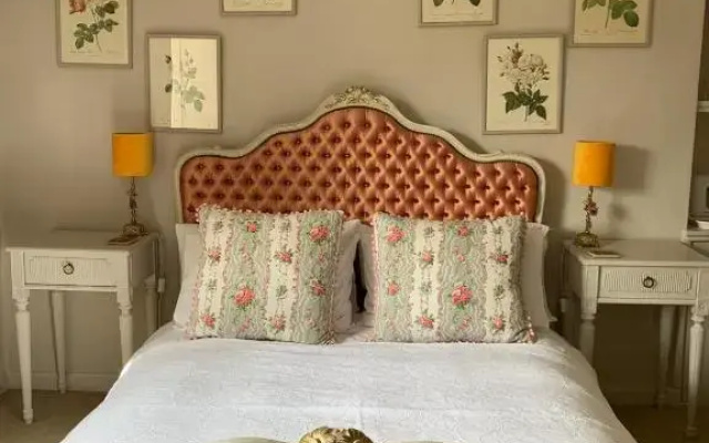 Pytts House Boutique Bed & Breakfast