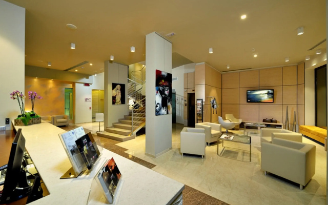 Hotel Carlton