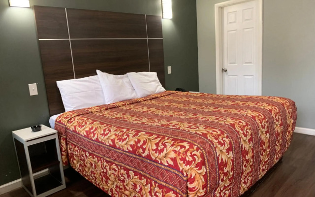 Red Carpet Inn