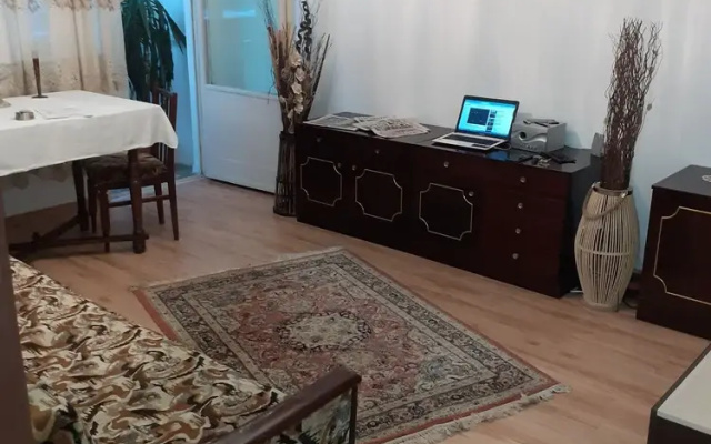 2-bedroom Apartment in Bucharest Near Town Center