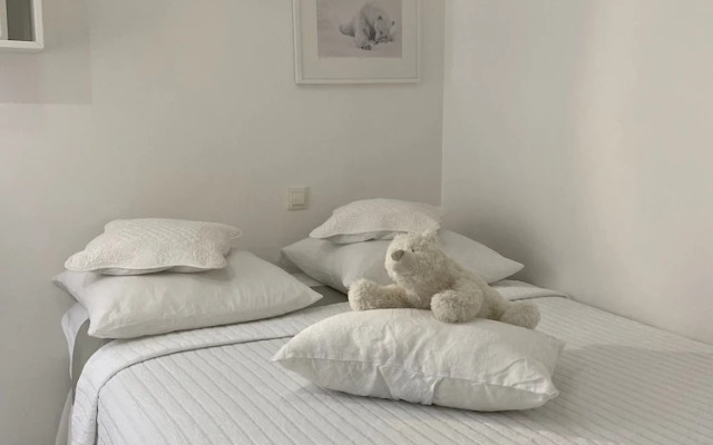La Tanière de l'Ours Blanc Aubagne-Cassis-Aix en Provence