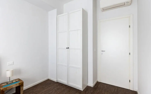 Largo Molina Apartment 1 by Wonderful Italy