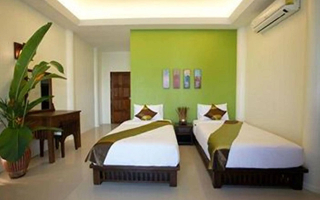 Tharathip House