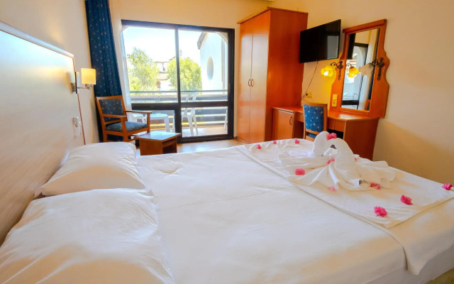 Dogan Paradise Beach