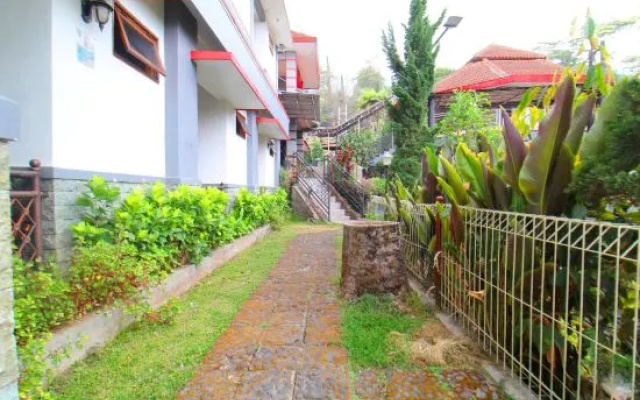 Tripletree Sinergi Hotel Tretes