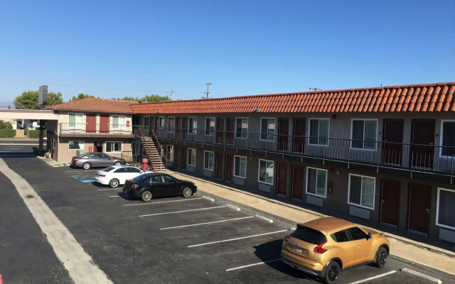 Anaheim Lodge