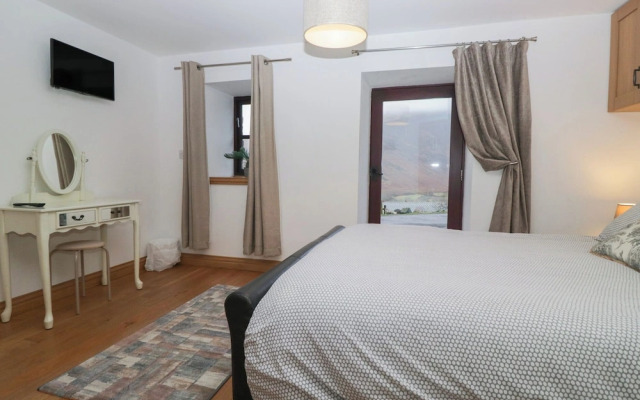 Newlands Cottage