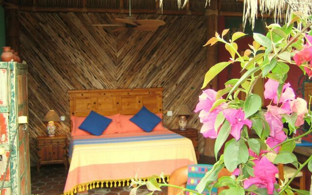 Отель El Nido At Hacienda Escondida - Bed And Breakfast Мексика, Педрегал - отзывы, цены и фото номеров - забронировать отель El Nido At Hacienda Escondida - Bed And Breakfast онлайн комната для гостей