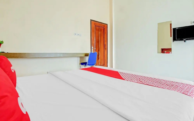 Penginapan Sederhana Syariah by OYO Rooms