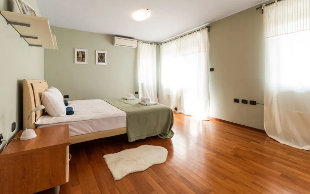FM Deluxe 1-BDR Apartment - La Primavera