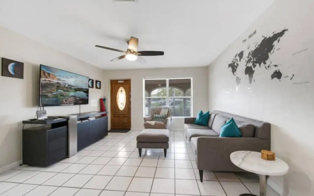 5140 Duplex in Oakland Park