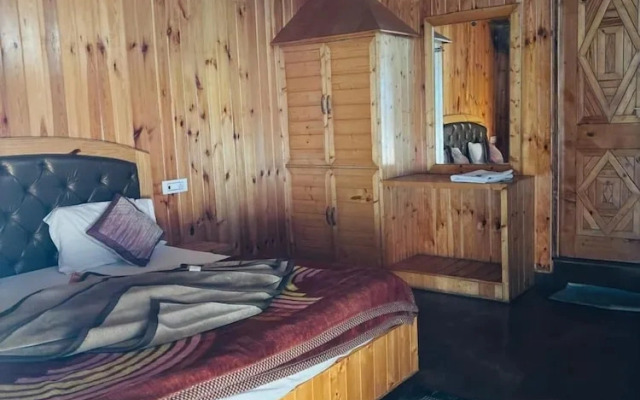 Fusion Guest House And Cafe