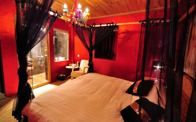 The Cozy Inn