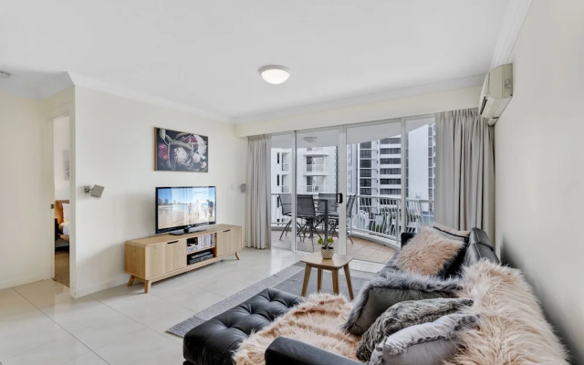 Phoenician Resort Broadbeach - GCLR