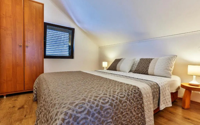 Apartment 365