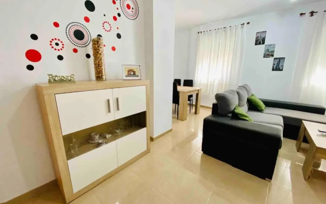 “SMILE NERJA” chic apartment with WIFI, 4 guests