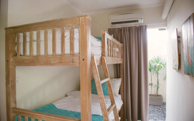 Pantai Indah Villas