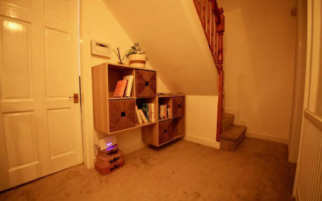Lymm Village Apartment