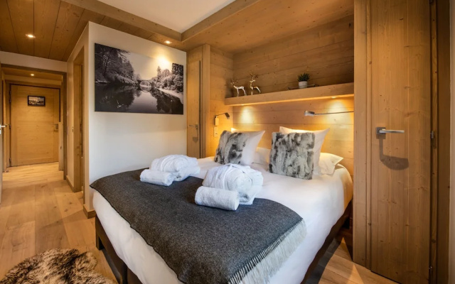 Mammoth Lodge by Alpine Resorts