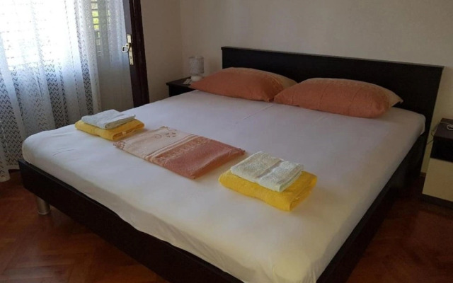 Apartments Dari