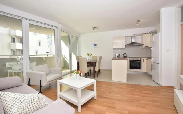 Sunshine Apartment