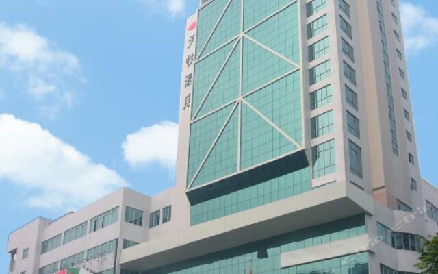 Tian Yue Business Hotel вид на фасад