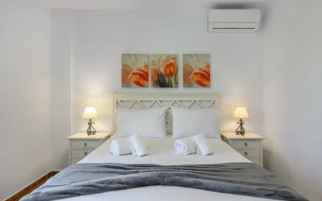 Golfside Apartment for 6 Guests