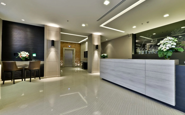 Civic Horizon Hotel & Residence