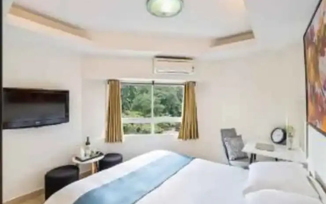 Alpina Hotel Saigon