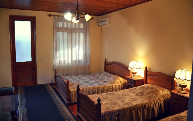 Kvariati - Guest House