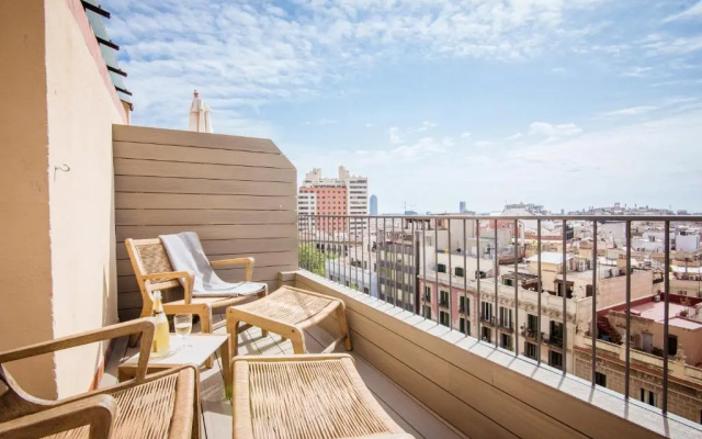 Central Penthouse with Terrace Placa Catalunya III