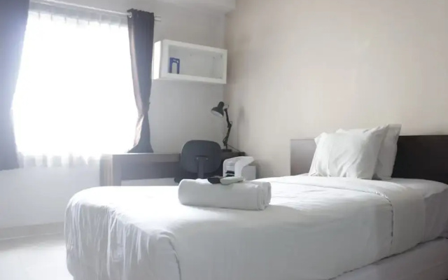 Cozy Studio At Pinewood Apartment Near Unpad Jatinangor