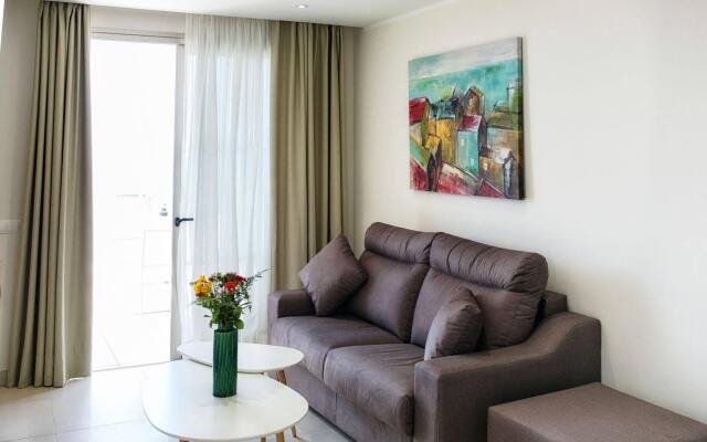 Апартаменты Diamond Apartments комната для гостей