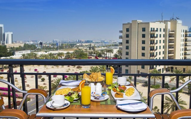 Отель Arabian Park Hotel 3* ОАЭ, Дубай - 1 отзыв об отеле, цены и фото  номеров - забронировать отель Arabian Park Hotel онлайн