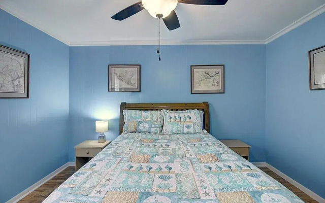 The Codfather 2 Bedroom Condo by Redawning