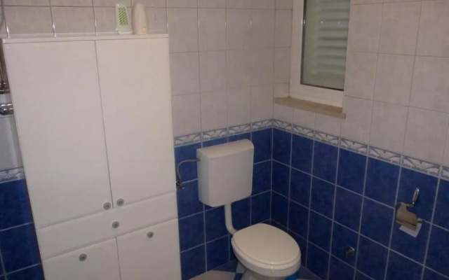 Apartment Mate