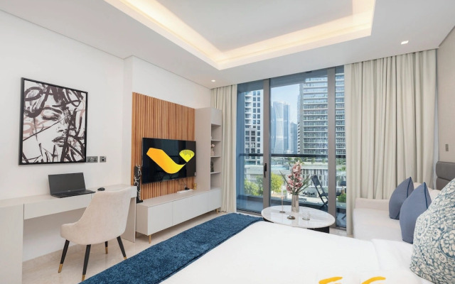 Vogue | Sterling Downtown near Dubai Mall | Burj Khalifa