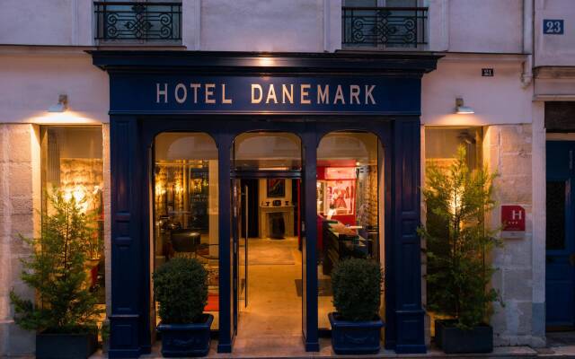 Отель Hôtel Danemark вид на фасад