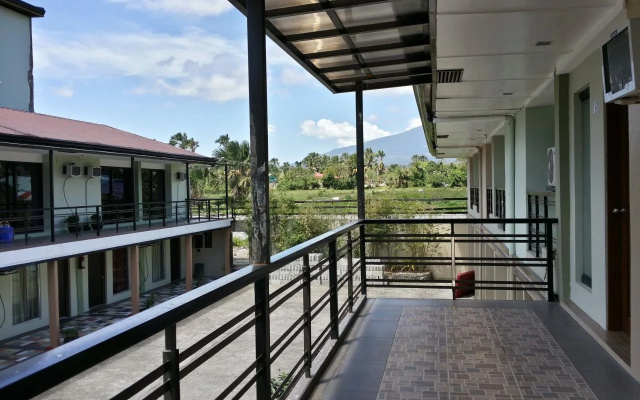 Quezon Premier Hotel Lucena