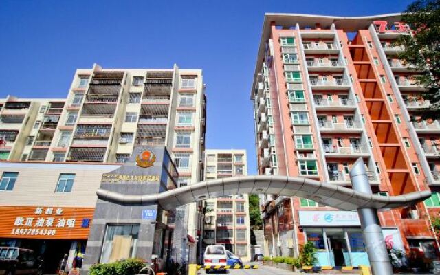 Отель 7 Days Inn Shenzhen Shuibei Metro Station Branch Шэньчжэнь вид на фасад