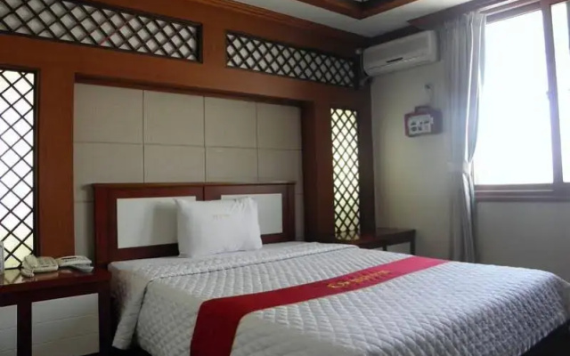 New Stars Hotel