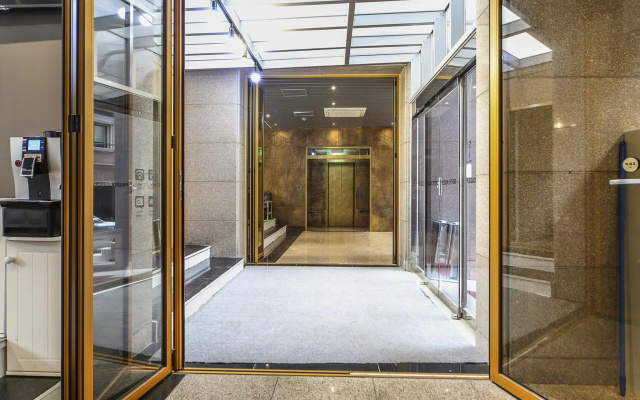 Hotel Joker 1