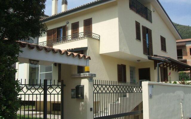Отель B&B Oro Puro Фонди вид на фасад