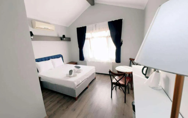 Taksi̇m Centre Hotel