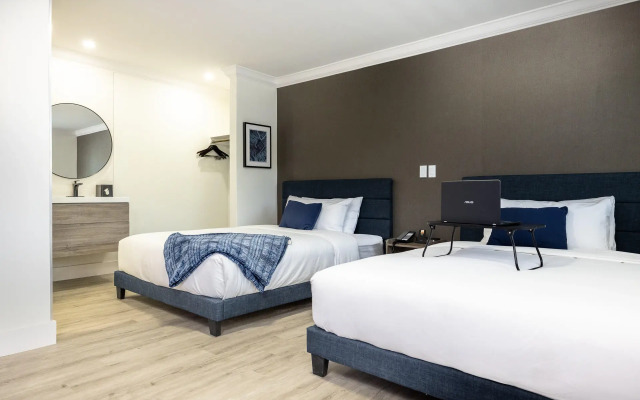 WAFER 450 Hotel